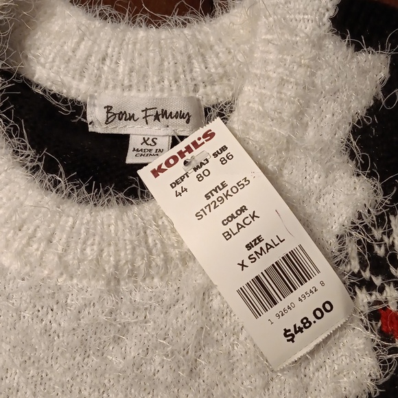 Juniors Born Famous Santa Claus Sweater Dress, size- X-SMALL - Picture 4 of 4